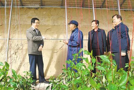 林鐸在武威調研指導工作時強調 精準推進復工復產(chǎn)全力攻克貧困堡壘 堅決打贏全面建成小康社會收官之戰(zhàn)