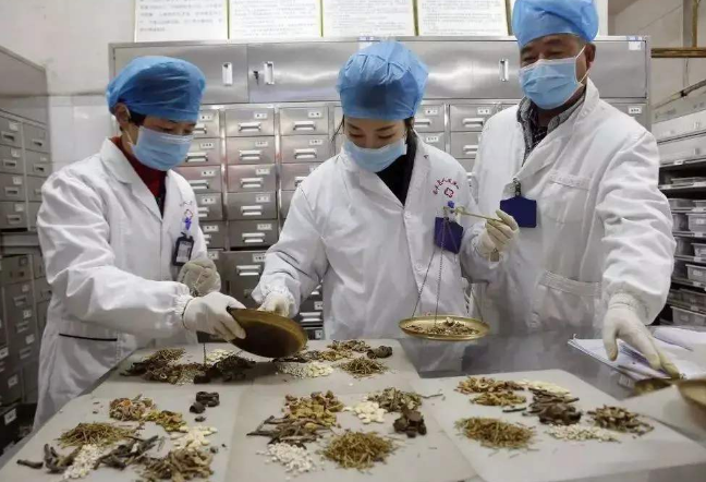 新冠肺炎疫情人物同防市民如何做？請看這里！