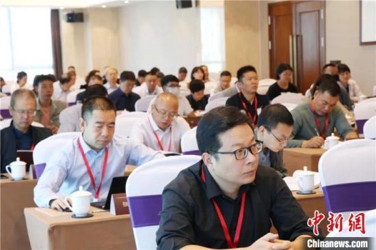 圖為“明清時期河西走廊社會變遷”學(xué)術(shù)研討會現(xiàn)場?！∥渫行侣剛髅郊瘓F(tuán)供圖