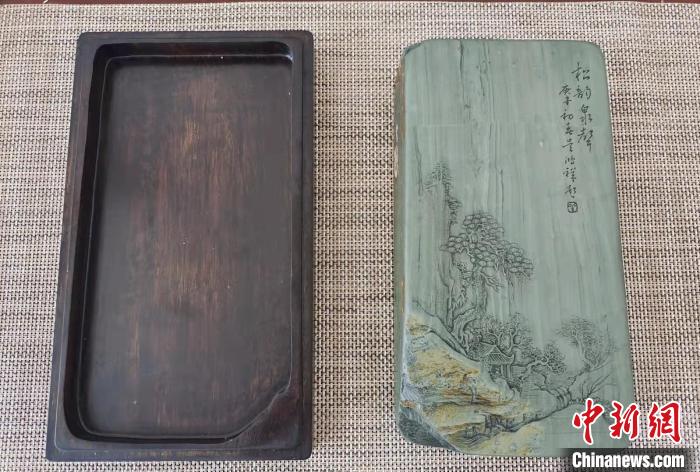 圖為盧保勝為提升洮硯文化內(nèi)涵，制作“一硯一銘、一盒一拓”成品展示?！堟?攝