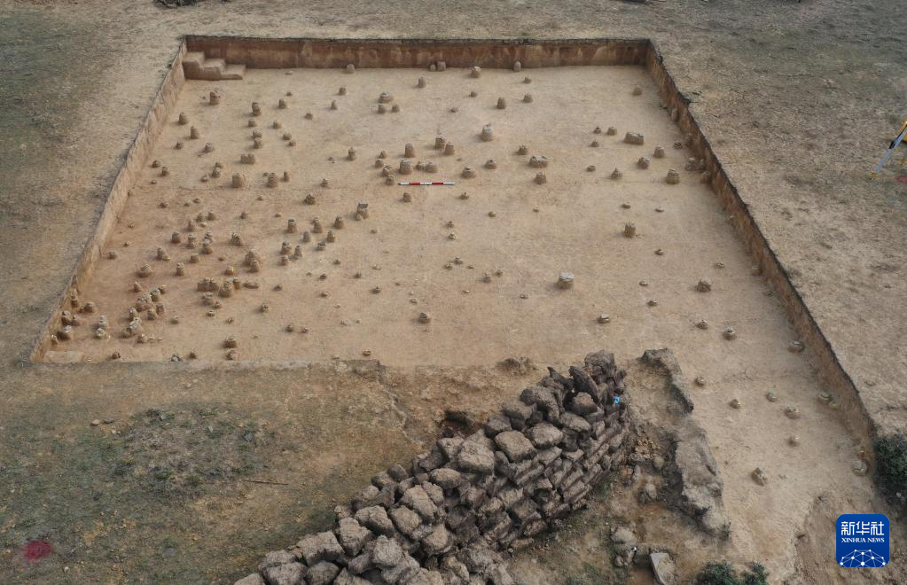 四川稻城縣皮洛舊石器時代遺址探方發(fā)掘情況（資料圖）。