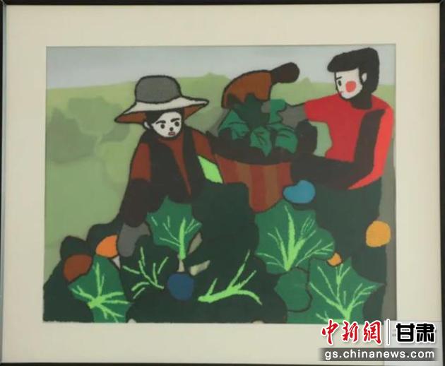 皋蘭縣高原夏菜項(xiàng)目幫助當(dāng)?shù)貗D女增收致富。刺繡 黃淑娟 繡稿 趙海科