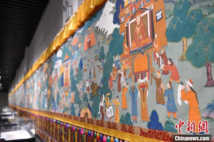 8月20日，“塔影河聲吉祥千年——涼州會盟暨蘭州與武威文物聯(lián)展”在蘭州市博物館開展。戴文昌 攝