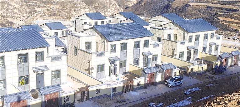 榆中縣受災(zāi)群眾陸續(xù)搬進(jìn)新居